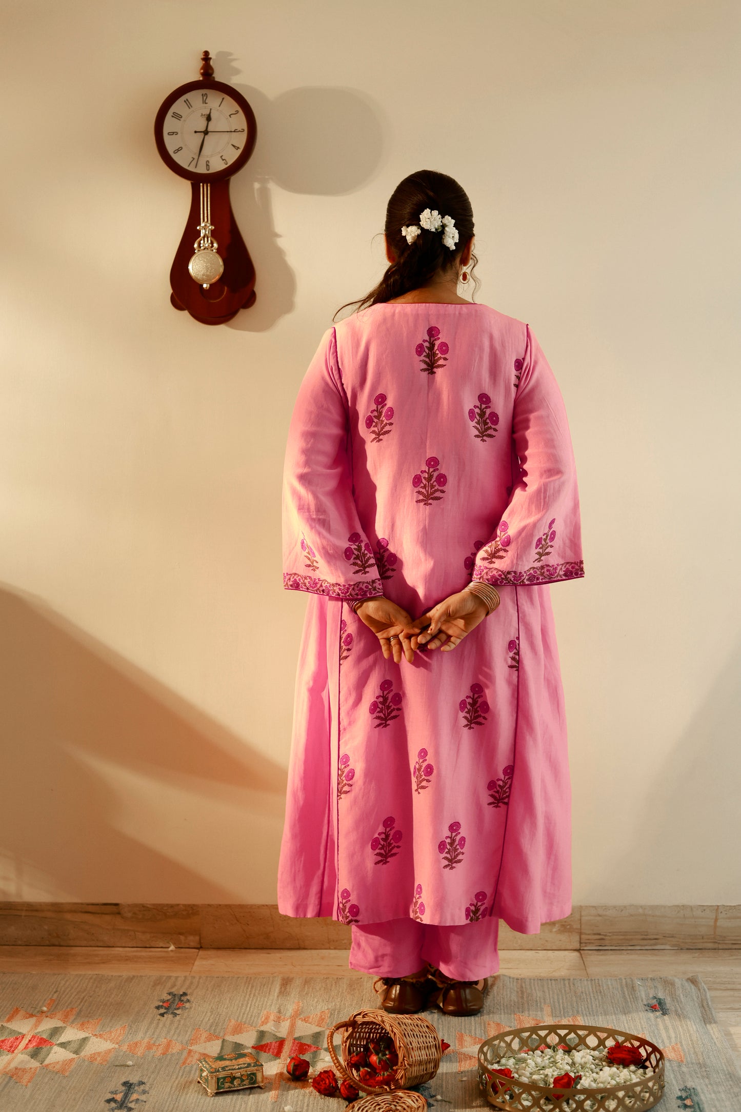 Saanjh Light Pink Kurta Set