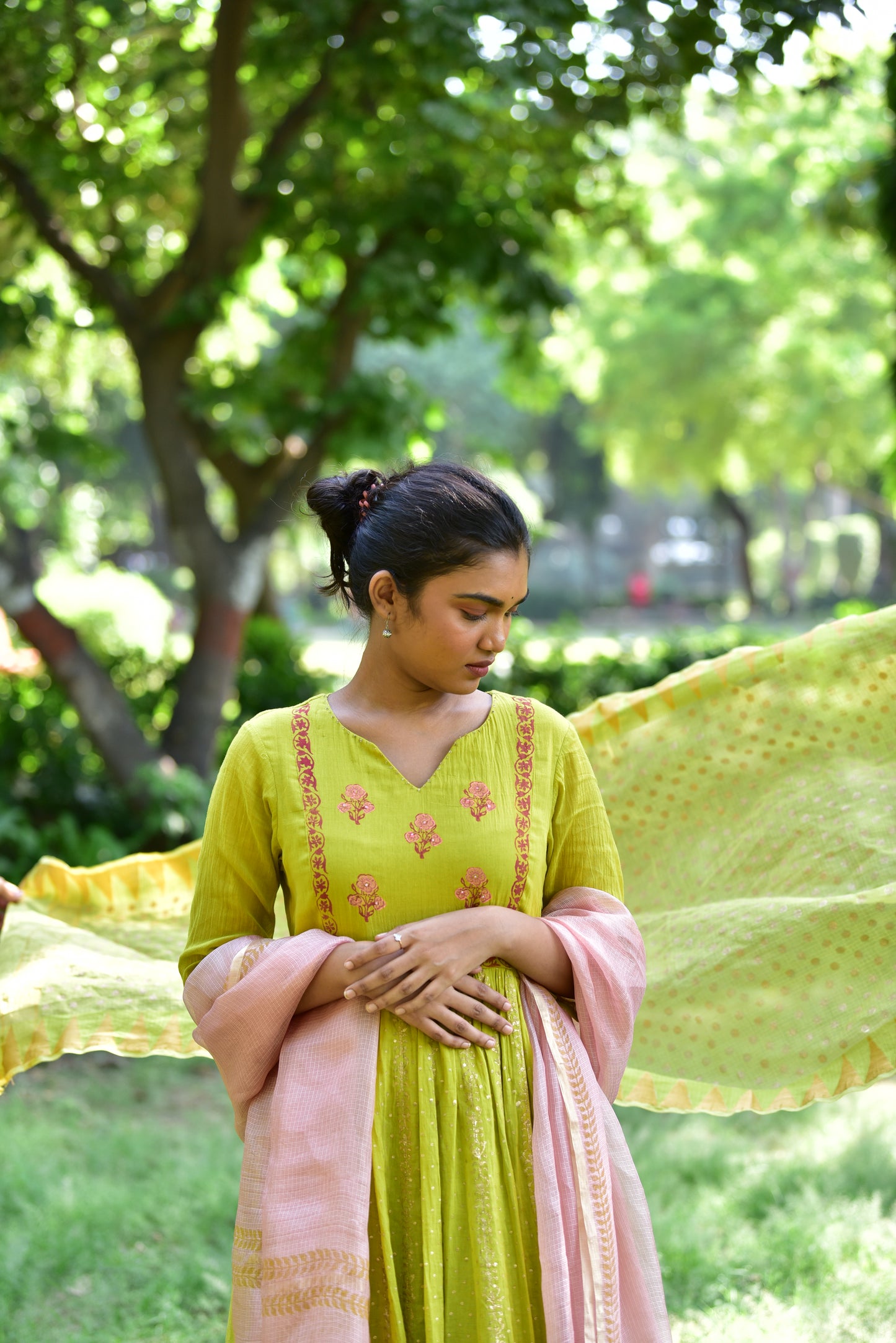 kurta set_bel_dupatta_brand erui