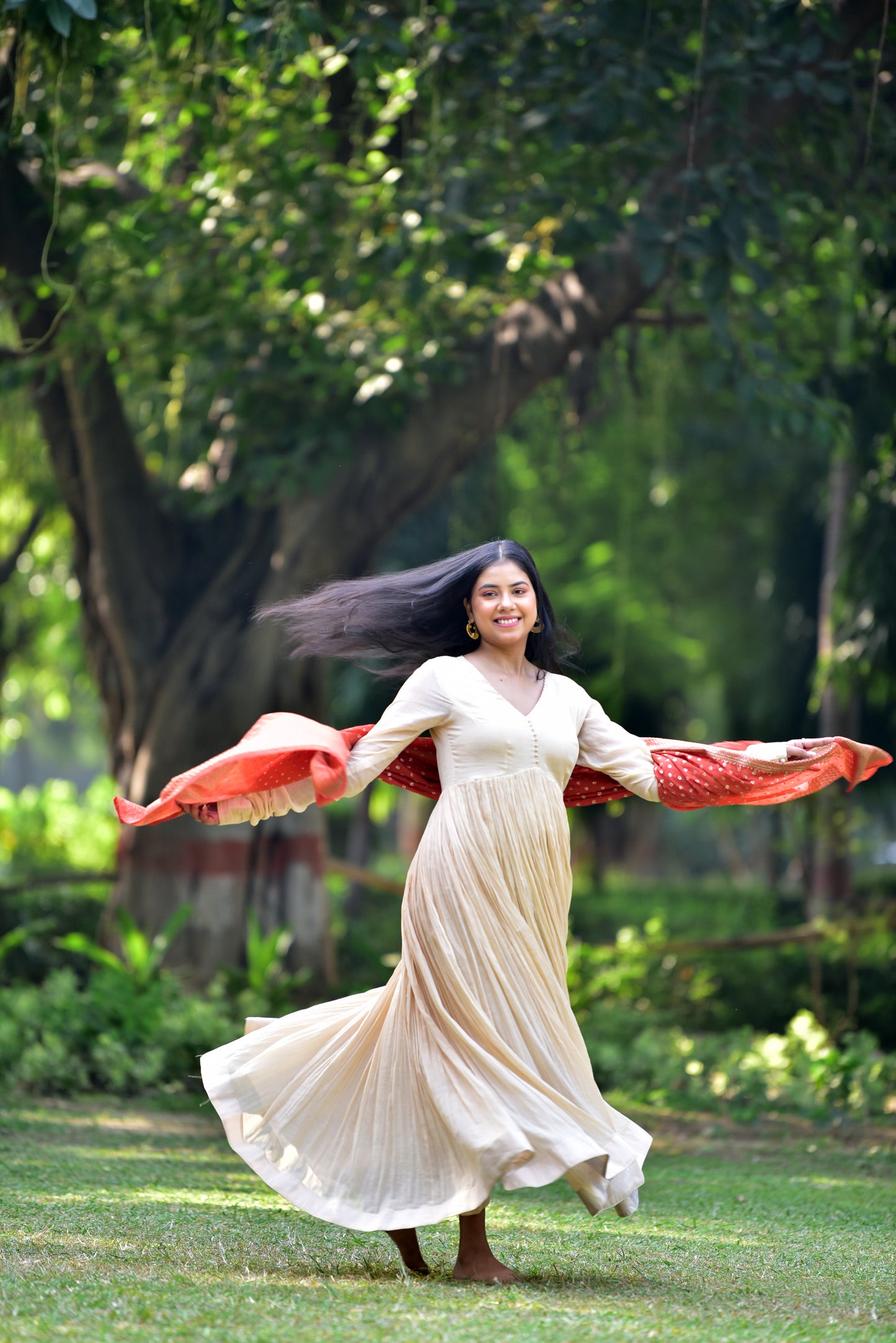 statement-piece-beigi-kurta-cotton-anarkali