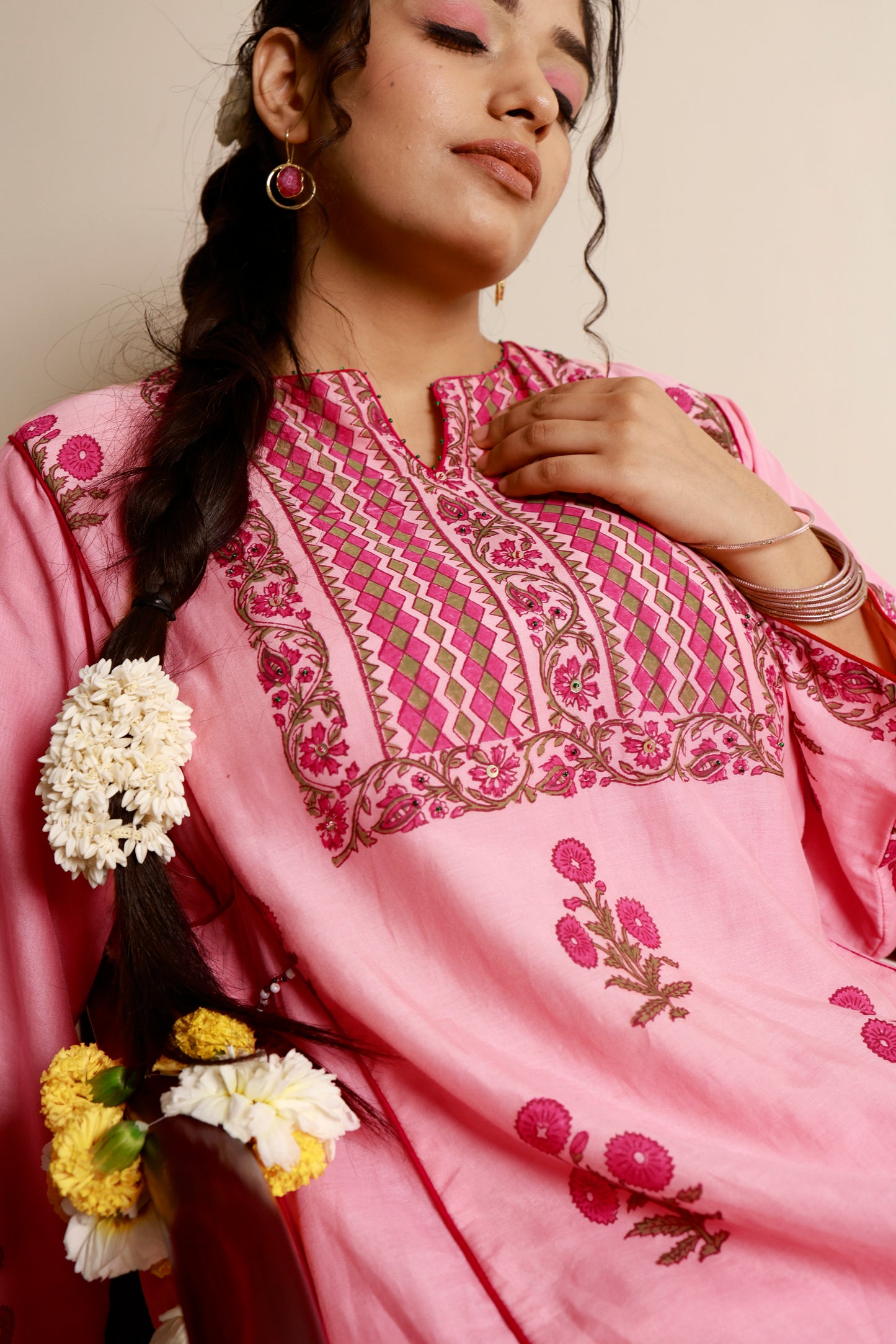 Saanjh Light Pink Kurta Set