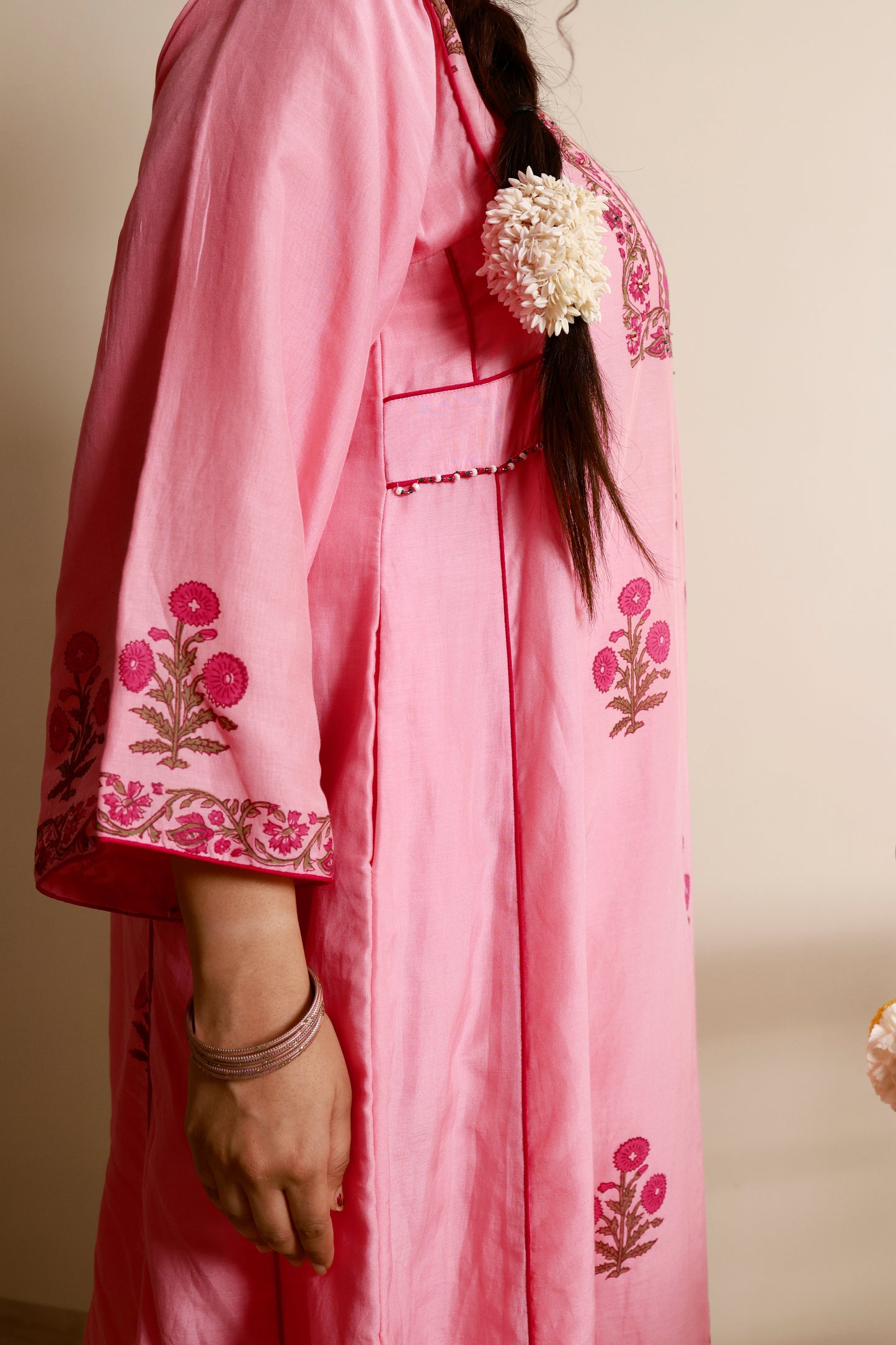Saanjh Light Pink Kurta Set