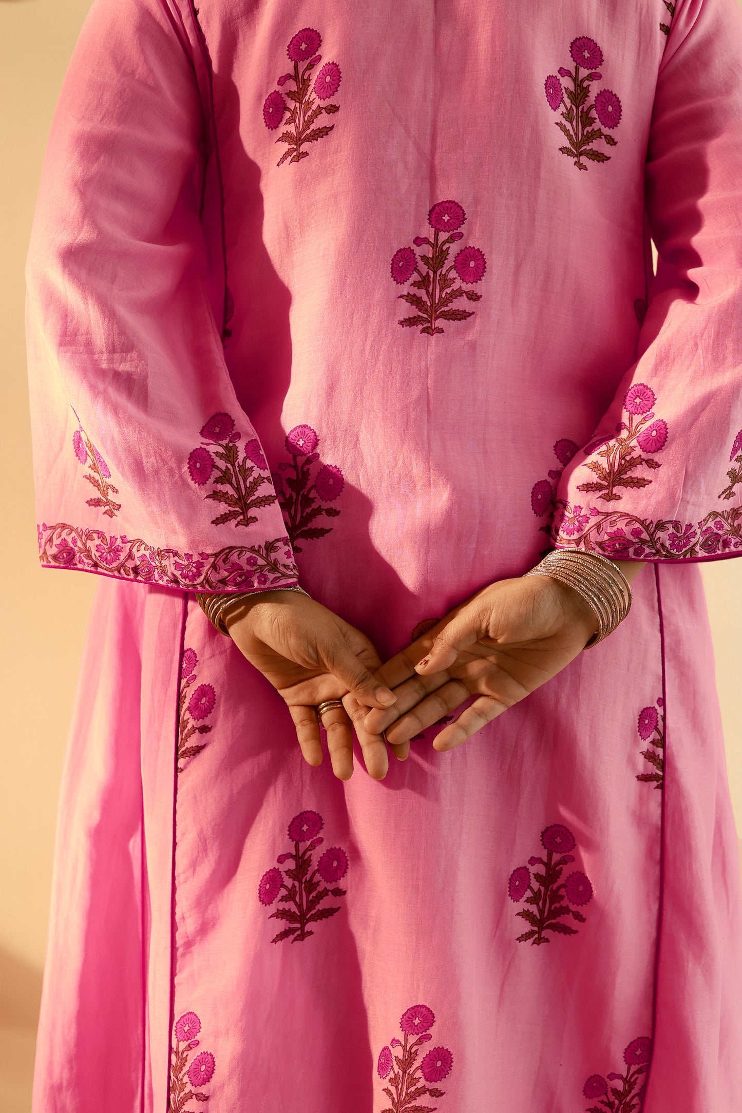Saanjh Light Pink Kurta Set