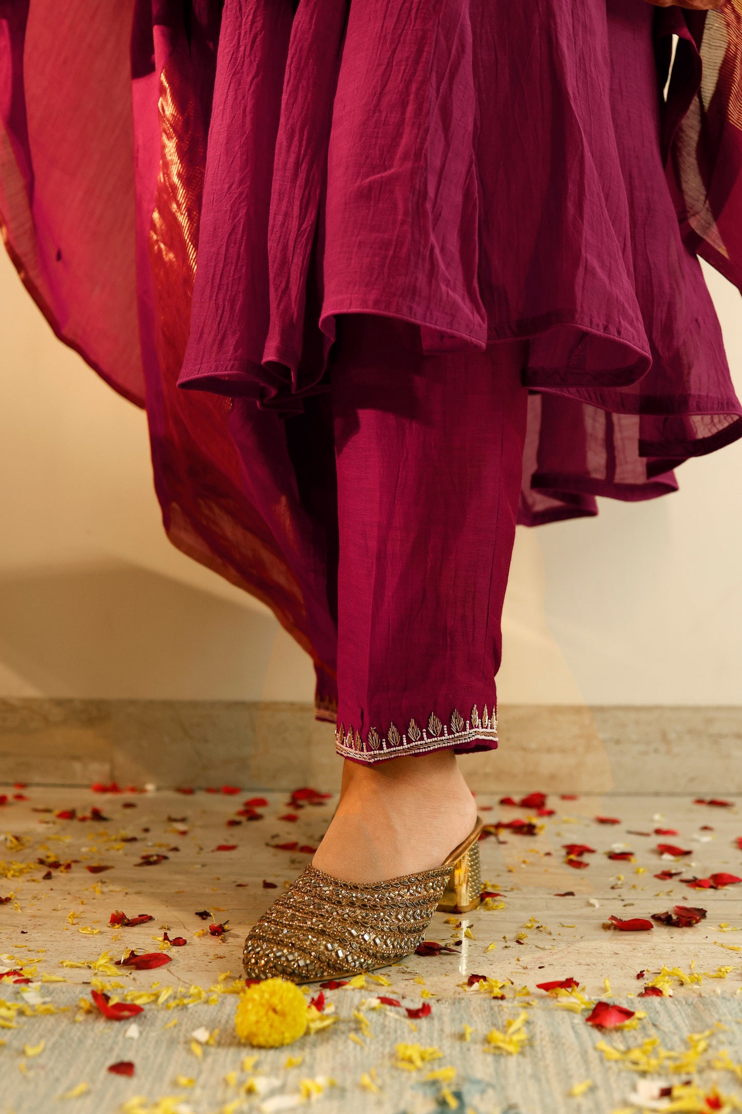Zeel Rani Pink Kalidaar Kurta Set