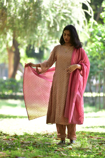 Beige Eva-rose Kurta Set